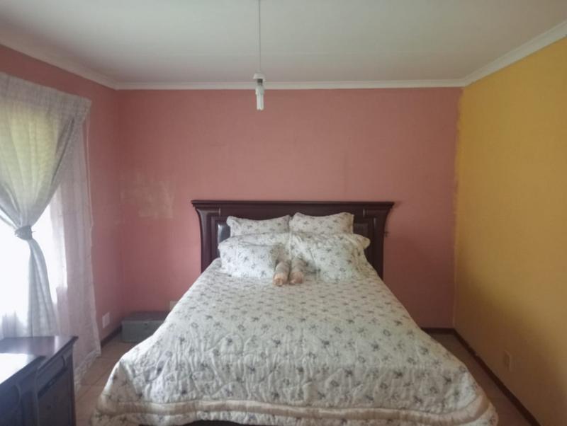 3 Bedroom Property for Sale in Vaalpark Free State
